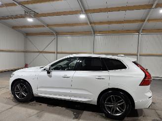 Volvo Xc-60 2.0T8 223kW AWD A Luchtvering Twin Engine Momentum picture 11