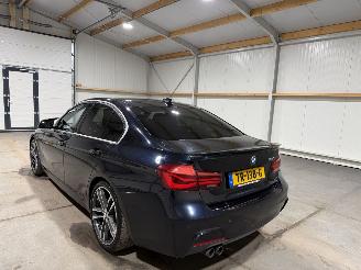BMW 3-serie 320i 135kW Automaat Edtion M Sport Shadow High Executive Schuifkantel picture 12