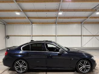 krockskadad bil auto BMW 3-serie 320i 135kW Automaat Edtion M Sport Shadow High Executive Schuifkantel 2018/10