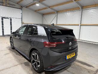 Volkswagen ID.3 58kWh First Plus 150kW picture 12
