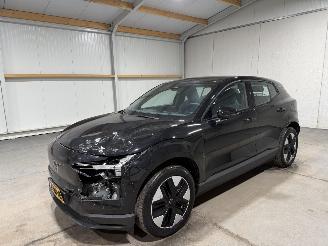 Volvo EX30 69kWh Extended Range Core 200kW Single motor picture 9