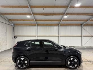 krockskadad bil auto Volvo EX30 69kWh Extended Range Core 200kW Single motor 2024/4