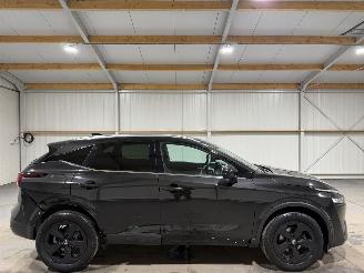 Vaurioauto  passenger cars Nissan Qashqai 1.3MHEV 103kW Panorama Acenta 2021/11
