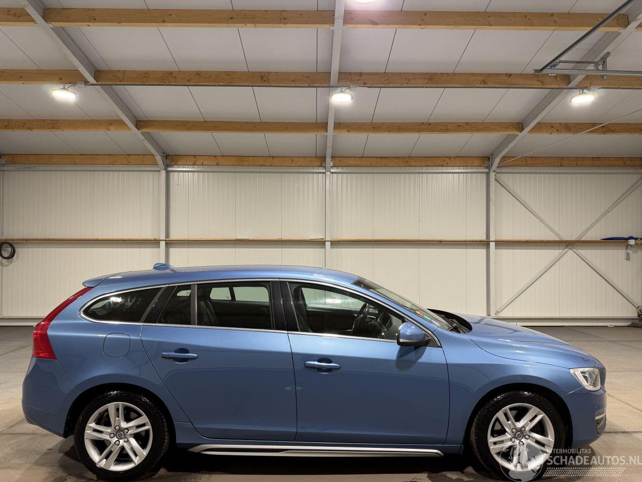 Volvo V-60 2.0T5 180kW Automaat Summum