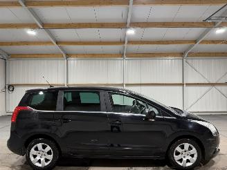  Peugeot 5008 1.6VTi 88kW Blue Lease 2011/6