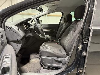 Peugeot 5008 1.6VTi 88kW Blue Lease picture 13