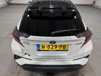 Toyota CH-R 1.8Hybrid 72kW Executive picture 19