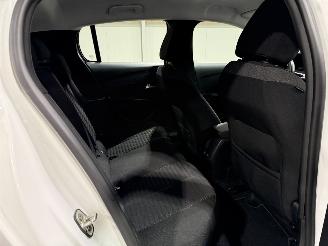 Peugeot e-208 50 kWh EV 350 picture 40