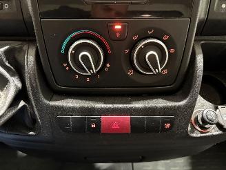 Peugeot Boxer 2.0BlueHDI 120kW Bakwagen picture 16