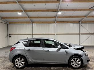 škoda osobní automobily Opel Astra 1.4Turbo 103kW Edition 2011/9