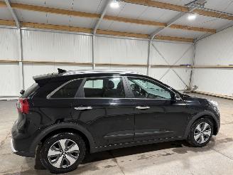 Kia Niro 1.6GDI Hybrid 77kW Automaat First Edition picture 5