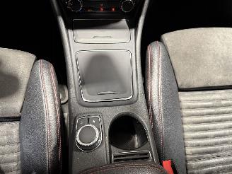 Mercedes Cla-klasse 200 115kW Automaat Clima Camera Navi Ambition picture 27
