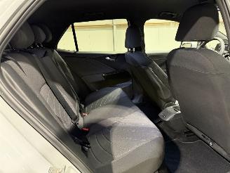 Volkswagen ID.3 59kWh 150kW Pro Business picture 43