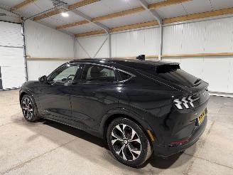 Ford Mustang Mach-e 75kWh AWD 198kW picture 11