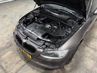 BMW 3-serie 320i 125kW Airco Executive picture 26