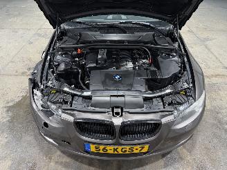 BMW 3-serie 320i 125kW Airco Executive picture 25