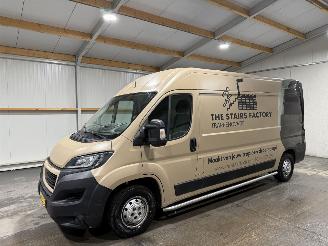 Peugeot Boxer 2.2BlueHDI 103kW L3H2 Premium picture 9