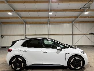 krockskadad bil auto Volkswagen ID.3 58kWh First MAX Panoramadak 150kW 2020/10