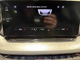 Skoda Octavia 1.5 e-TSI 110kW Automaat Sport Business picture 35