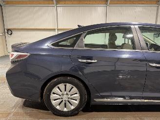 Hyundai Sonata HYBRID 115kW Automaat SE picture 14