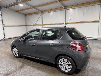 Peugeot 208 1.2VTi 60kW Clima Envy picture 11