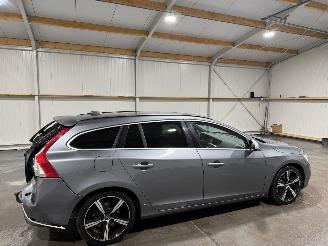 Volvo V-60 2.0D4 140kW Automaat SUMMUM picture 5