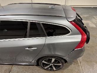 Volvo V-60 2.0D4 140kW Automaat SUMMUM picture 32