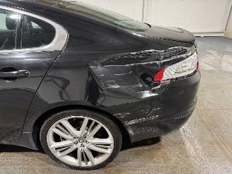 Jaguar XF 3.0V6 175kW Automaat Luxury picture 15