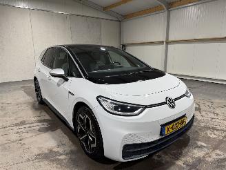 Volkswagen ID.3 58kWh 150kW First PLUS picture 3