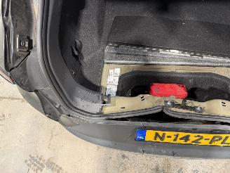 Volkswagen ID.4 77kWh 150kW Business picture 26