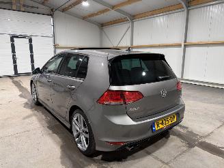 Volkswagen Golf 1.4TSI 110kW ACT Business Edition R Pano picture 12