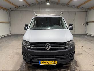 Volkswagen Transporter 2.0TDI 84kW L2H2 Highline picture 4