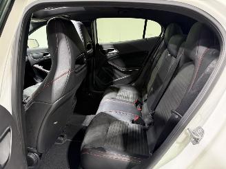 Mercedes GLA 180 90kW Automaat Pano Business  Solution picture 16