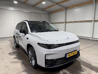 Leapmotor C10 28.4kWh REEV 63kW Hybrid 1.5 Design picture 3