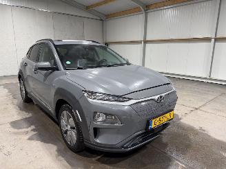 Hyundai Kona 64kWh 150kW Premium picture 3