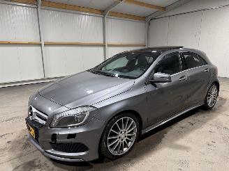 Mercedes A-klasse 180 90kW Automaat Pano Prestige picture 9