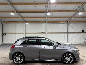  Mercedes A-klasse 180 90kW Automaat Pano Prestige 2013/1