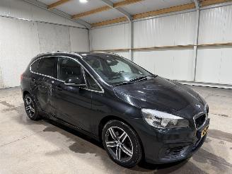 BMW 2-serie 218i 100kW Automaat Active Pano Tourer Executive picture 2