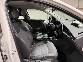 Kia Niro 64.8kWh 150kW DynamicLine picture 39