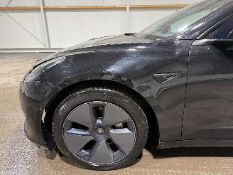 Tesla Model 3 60kWh Standard 175kW RWD Plus picture 15