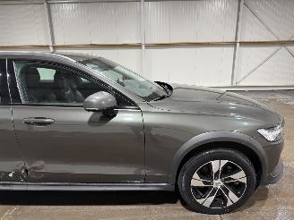 Volvo V-60 Cross Country 2.0B5 184kW Automaat AWD Pro picture 14