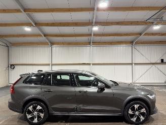 Avarii autoturisme Volvo V-60 Cross Country 2.0B5 184kW Automaat AWD Pro 2021/2