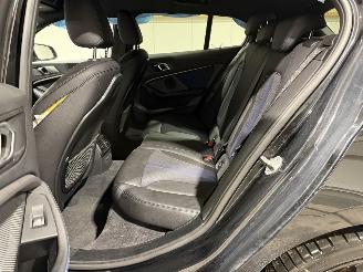 BMW 1-serie 118i 103kW Automaat Executive Edition picture 38