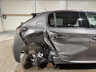 Peugeot 208 1.2PureTech 74kW Clima Camera Allure Pack picture 30