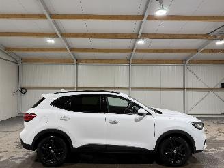 Vaurioauto  passenger cars MG EHS 1.5TGDI 119kW Hybrid Luxury FWD Pano Leder 2022/2