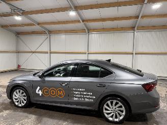 Skoda Octavia 1.4TSI iV PHEV 110kW Automaat picture 11