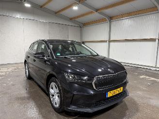 Skoda Enyaq iV60 60kWh 132kW picture 3