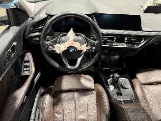 BMW 1-serie 118i 103kW Automaat High Executive Edition Schuifdak picture 42