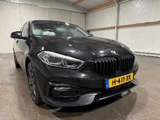 BMW 1-serie 118i 103kW Automaat High Executive Edition Schuifdak picture 23