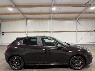 Voiture accidenté Alfa Romeo Giulietta 1.4Turbo 125kW Multiair Super Leder 2017/8